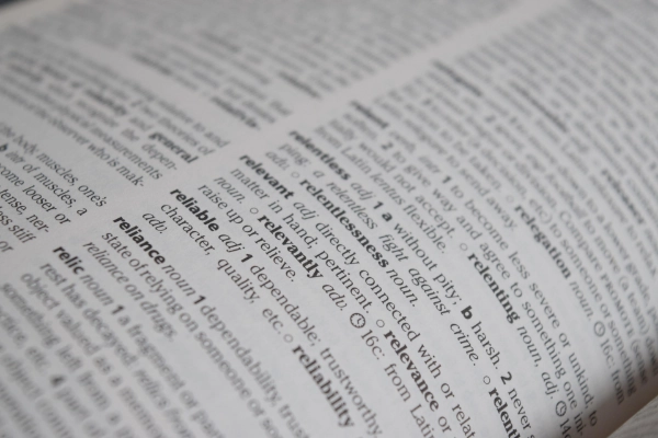 Página de un diccionario en inglés